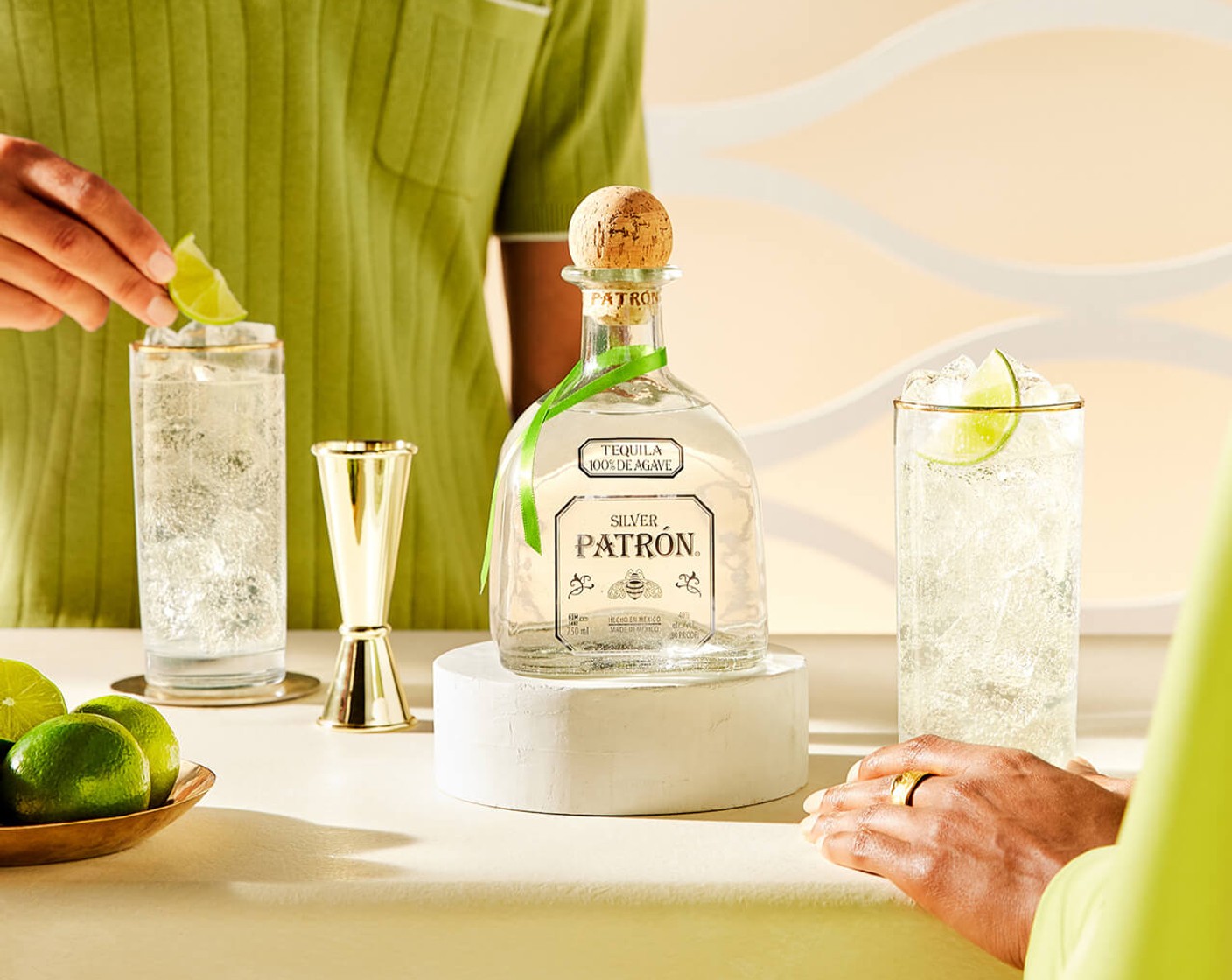 step 2 Top with your preferred Sparkling Water (12 fl oz) and stir gently to combine.