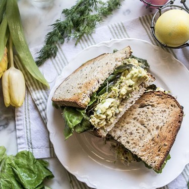 Avocado Egg Salad Sandwich with Sprouts Recipe | SideChef