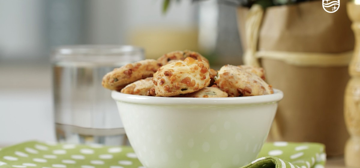Three Ingredient Cheese Scones Recipe | SideChef