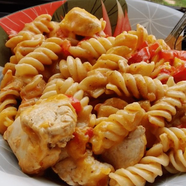 Fiesta Chicken Pasta Recipe | SideChef