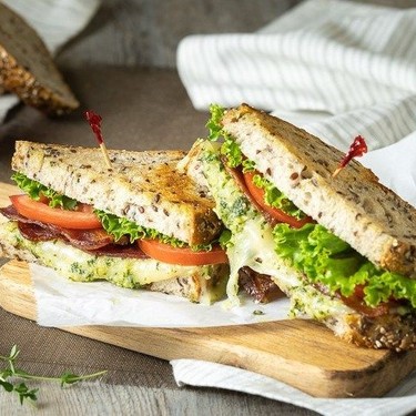 Cheesy Pesto BLT Recipe | SideChef