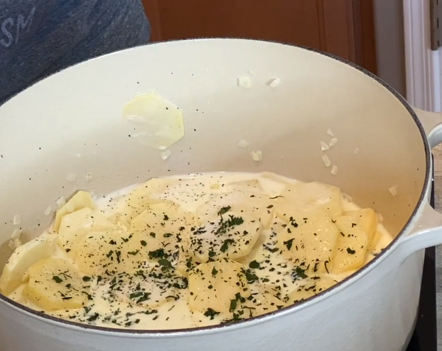 step 3 Stir in Potatoes (2 lb), Heavy Cream (1 cup), Milk (1 1/2 cups), Salt (1 tsp), Ground Black Pepper (1/4 tsp), and Fresh Parsley (4 Tbsp); bring to a boil. Reduce heat to medium-low and cook, stirring gently, 10-15 minutes or until potatoes are tender.