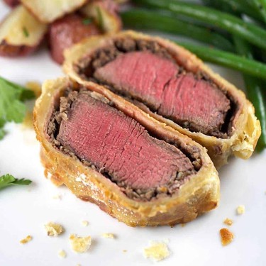 Individual Beef Wellington with Mushroom Sauce Recipe | SideChef