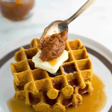 Buttermilk Pumpkin Spice Waffles Recipe | SideChef