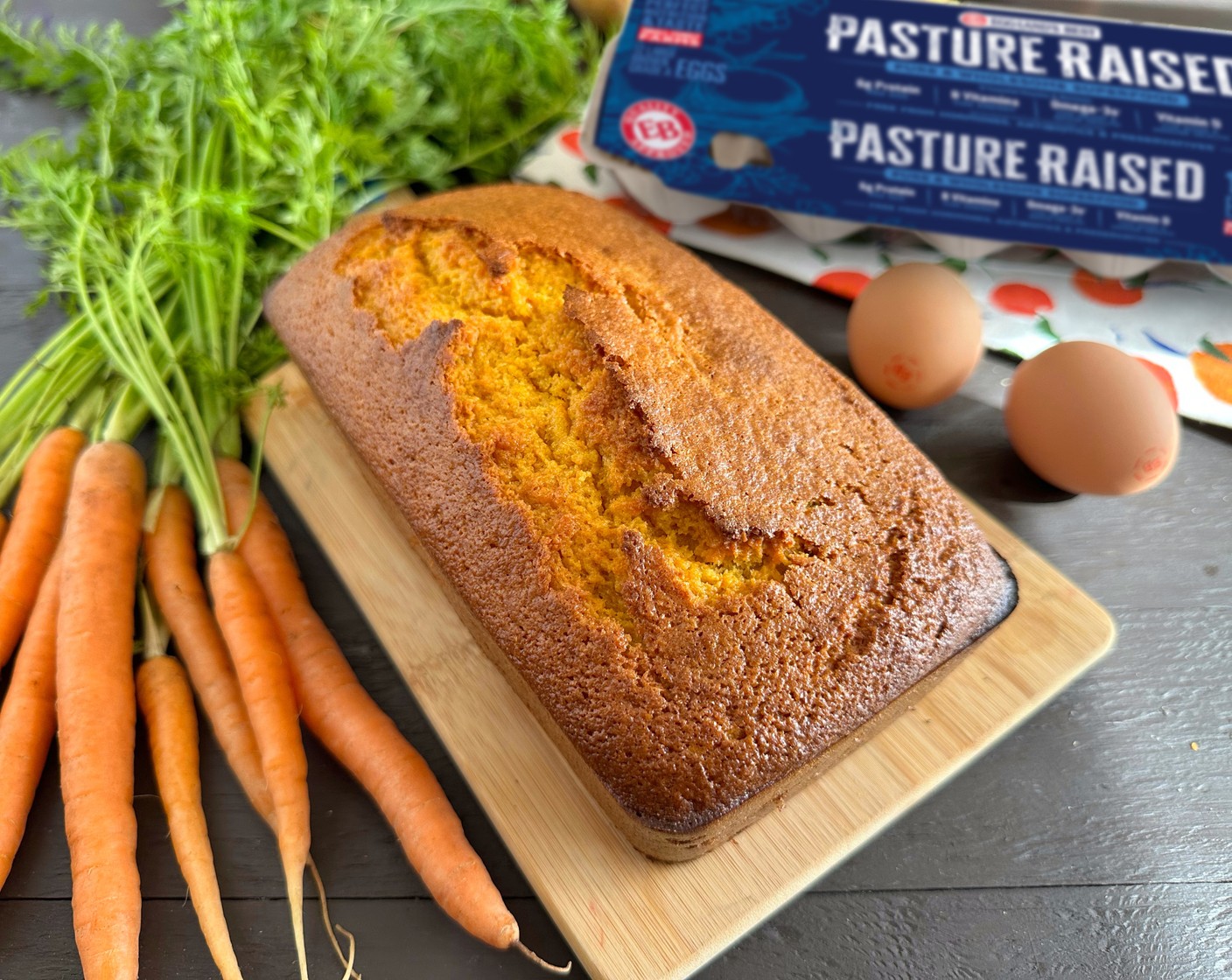 step 5 Prepare your Holiday decoration cutting out the word “Thankful” from a piece of construction paper, the shape of your cake mold. Place the construction paper on top of the cake and dust with Powdered Confectioners Sugar (2 Tbsp). Gently remove the paper and serve!