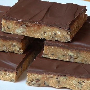 No Bake Chocolate Crunch Slice Recipe | SideChef