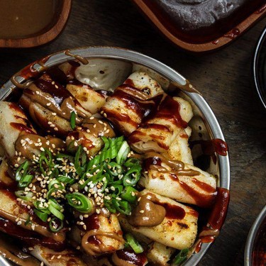 Crispy Cheung Fun (Rice Noodle Rolls) + Spicy Hoisin & Maple Sesame Sauce Recipe | SideChef