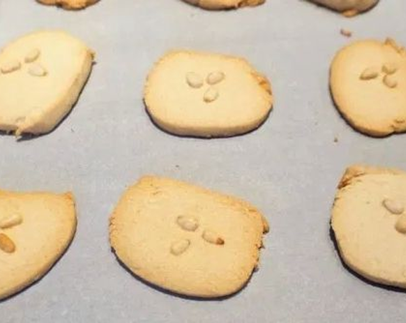 step 8 Allow cookies to cool on the baking sheets and completely before serving. The longer the cool, the less likely they are to crumble!