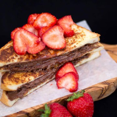 Strawberry Nutella French Toast Recipe | SideChef