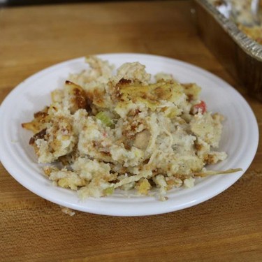 Southern Cornbread Dressing on the Big Green Egg Recipe | SideChef