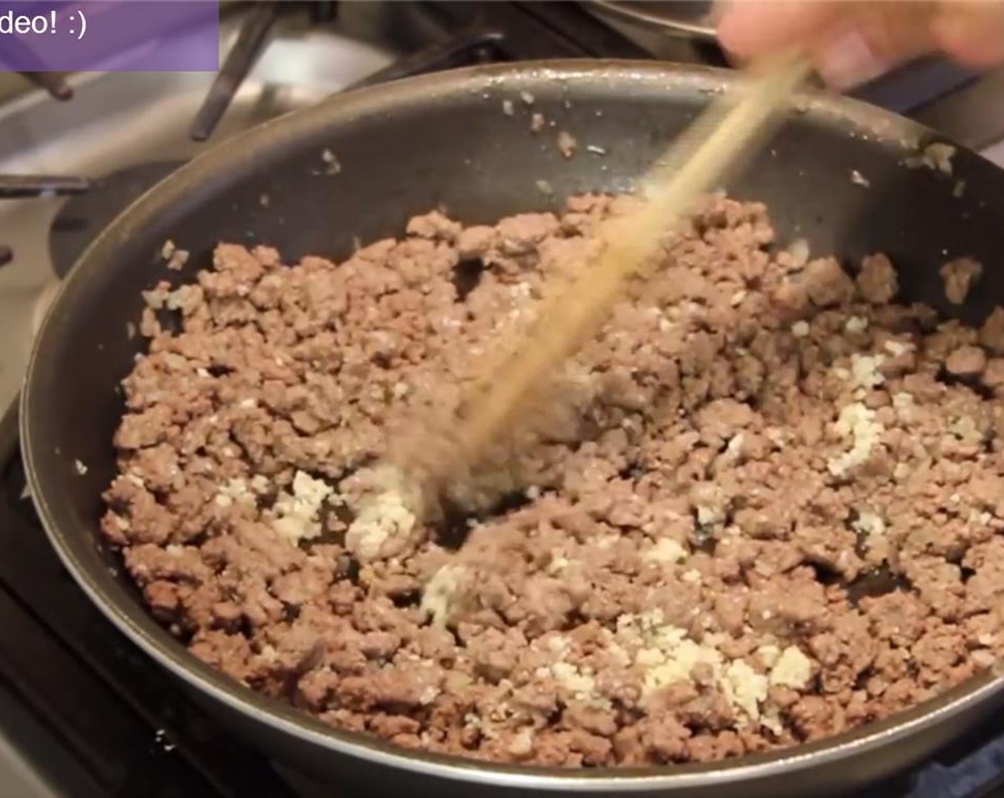 step 4 Add garlic, and cook for 2 to 3 minutes until fragrant.