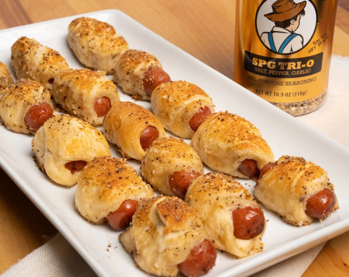 step 6 Serve once the pigs in a blanket are done baking. Yum yum get ya sum!