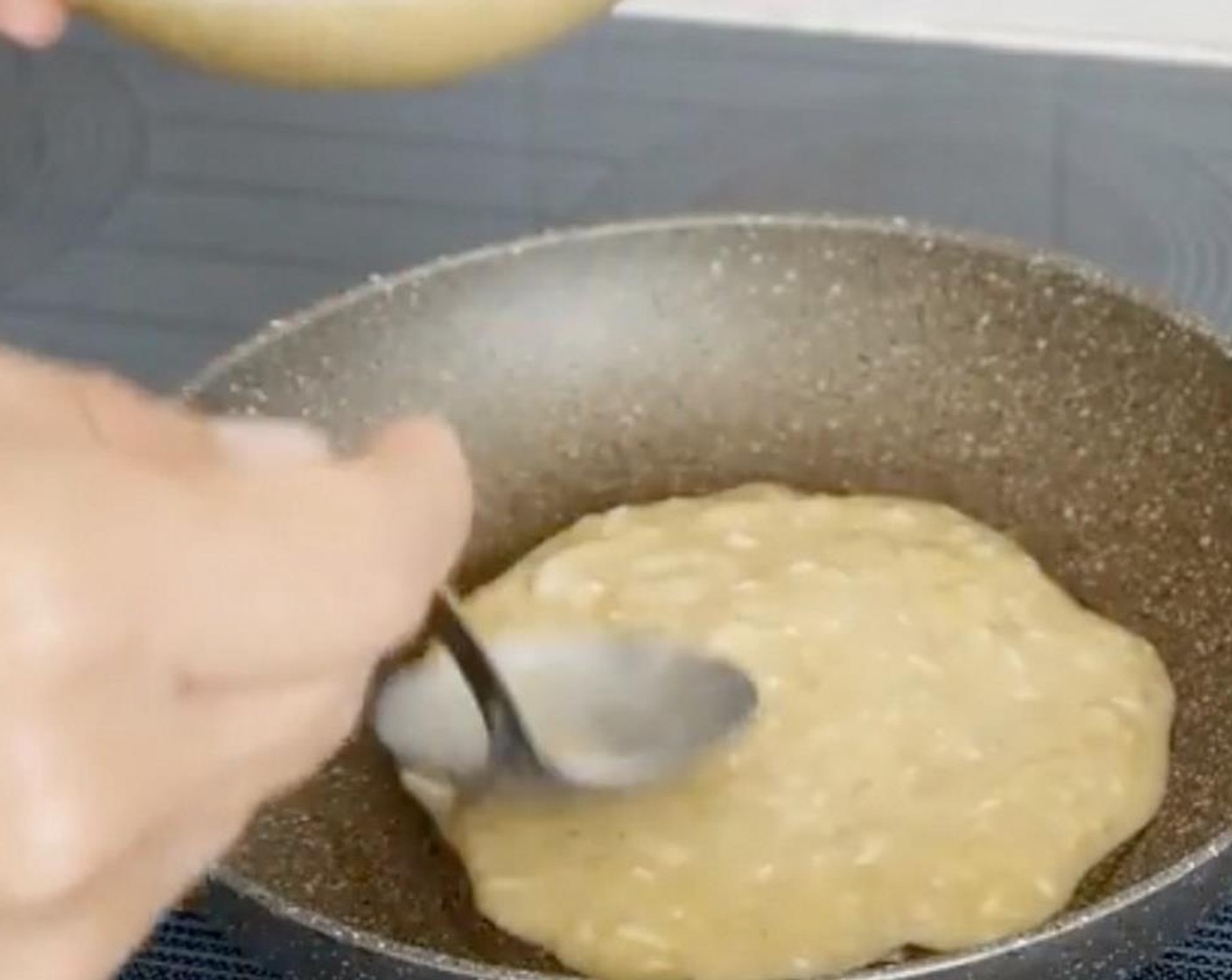 step 4 Add a bit of the mix to a pan and cook at low heat for 4 to 6 minutes.