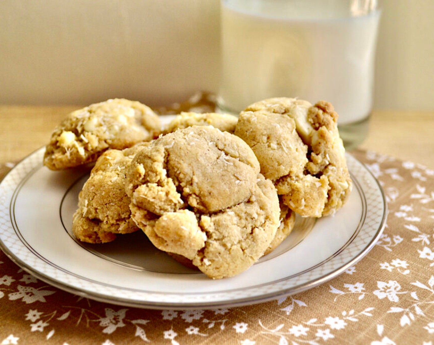 White Chocolate Coconut Macadamia Cookies