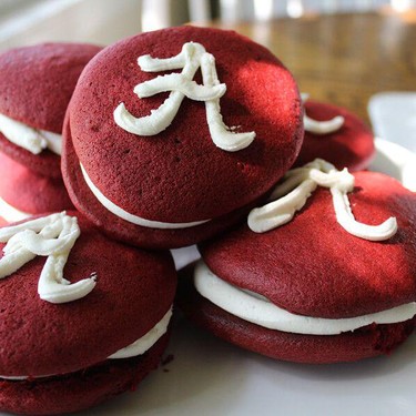 Big Al's Red Velvet Whoopie Pies Recipe | SideChef