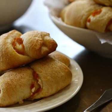 Pumpkin Crescents With Cinnamon Sugar Recipe | SideChef