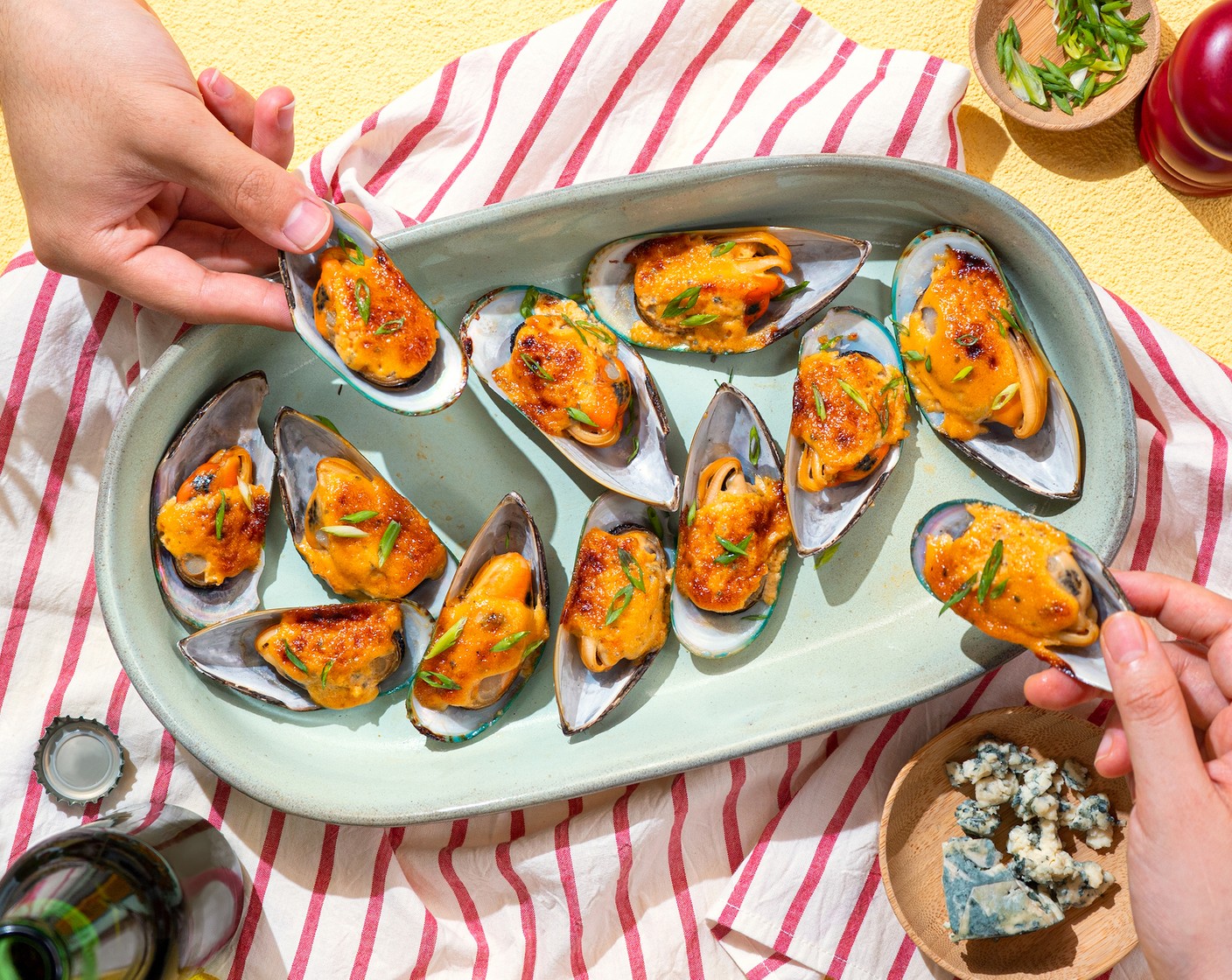 Creamy Buffalo Baked Mussels