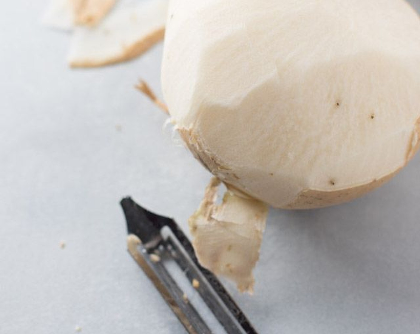 step 2 Peel off the skin of the Jicama (1). Chop jicama into matchstick-style fries.