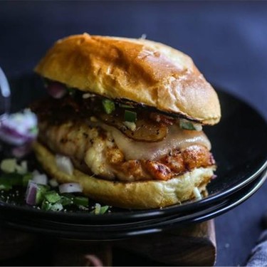 Spicy Bacon Chicken Sliders Recipe | SideChef