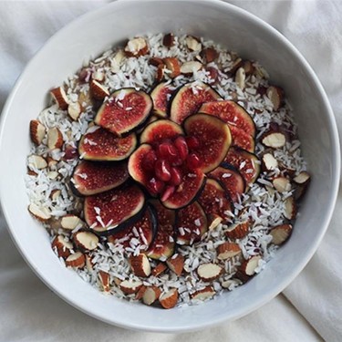 Fig, Pomegranate, and Coconut Oatmeal Recipe | SideChef