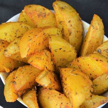 Herbed Potato Wedges Recipe | SideChef