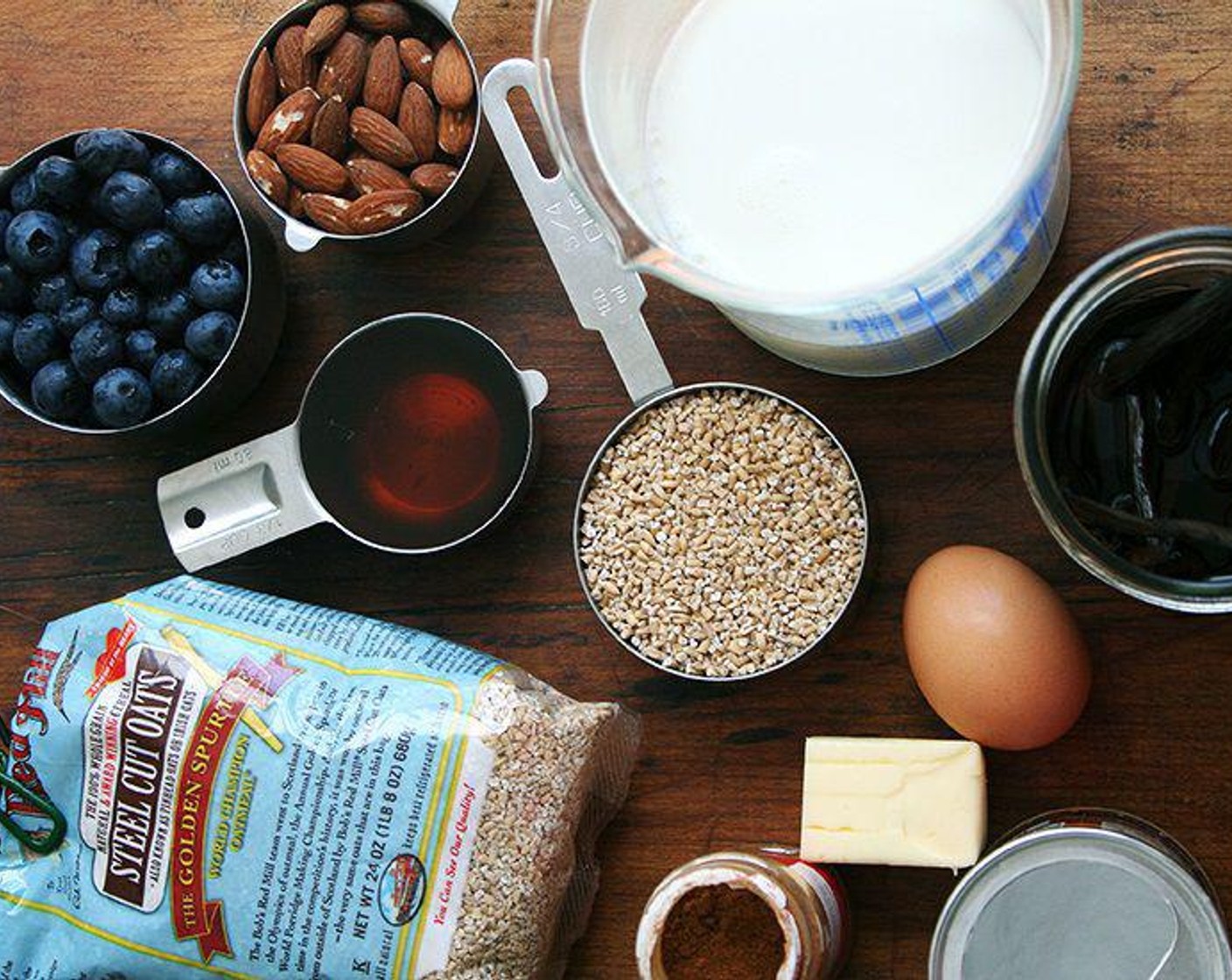 step 1 Preheat the oven to 375 degrees F (190 degrees C). In an 8 or 9-inch baking pan, mix together the Steel-Cut Oats (3/4 cup), the Sliced Almonds (1/2 cup), Baking Powder (1 tsp), Ground Cinnamon (1/2 Tbsp) and if using, and Fine Sea Salt (1/2 tsp). Place the Fresh Blueberry (3/4 cup) on top.