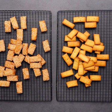 Spicy-Sesame and Garlic-Thyme Crackers Recipe | SideChef