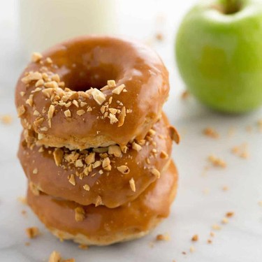 Baked Apple Donuts with Salted Caramel Recipe | SideChef