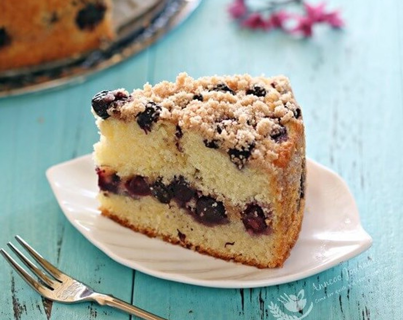 Blueberry Crumble Cake