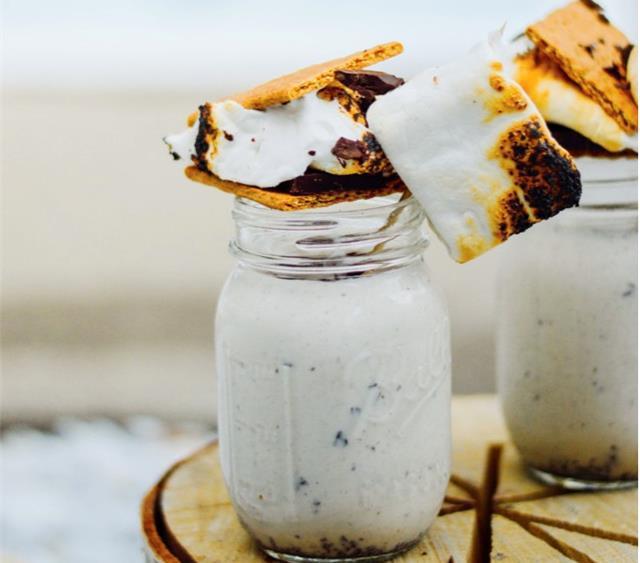 Boozy S'mores Milkshake Recipe | SideChef