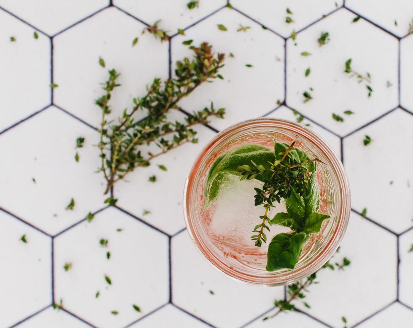 step 6 Garnish with a few additional sprigs of Fresh Lemon Thyme Leaves (2 sprigs) and enjoy!