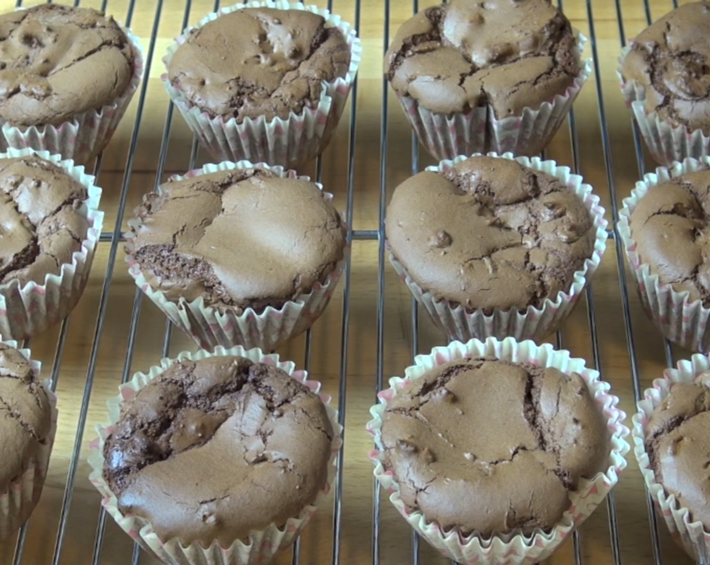 3 Ingredient Nutella Brownie Cupcakes