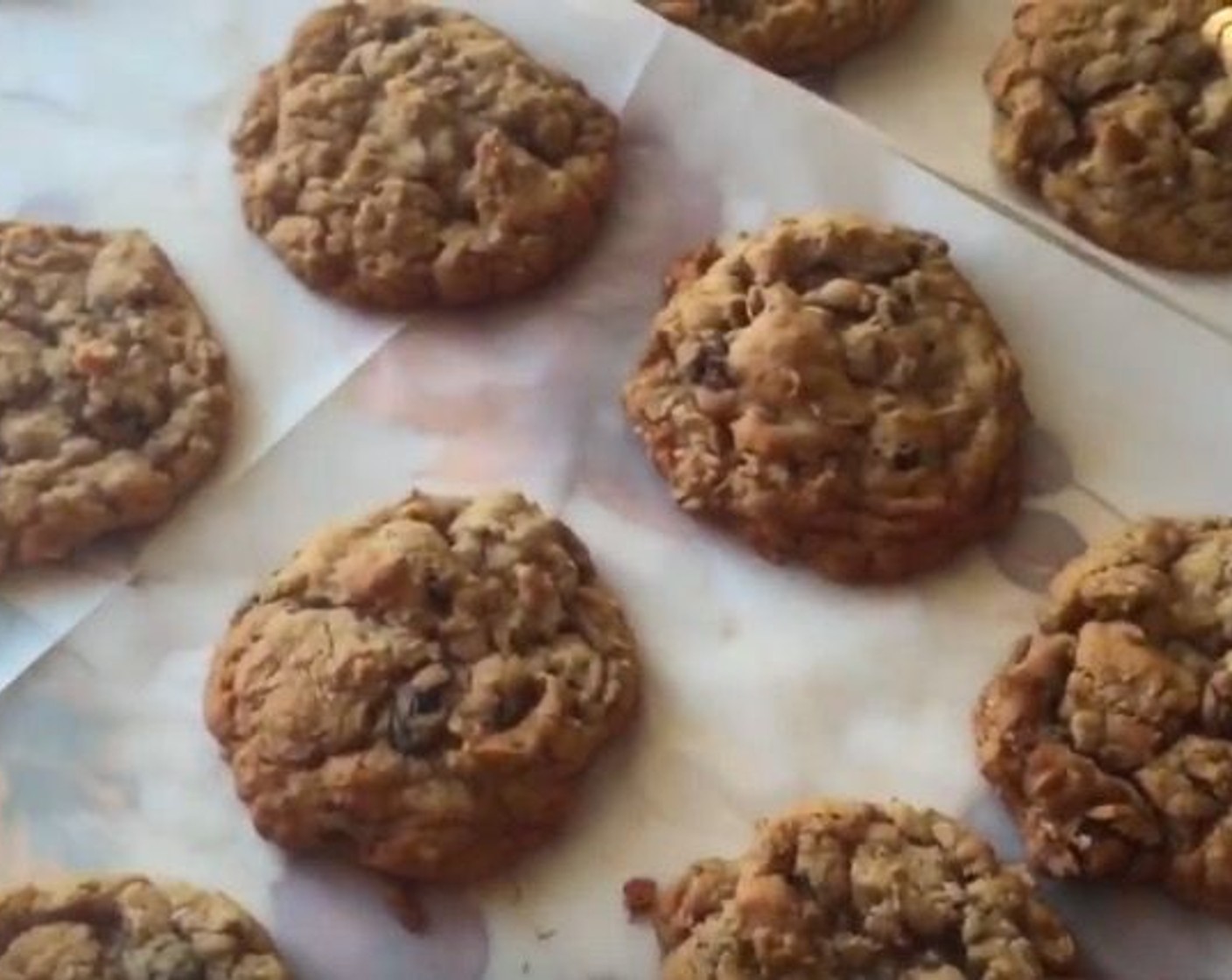 Chewy Oatmeal Cookies