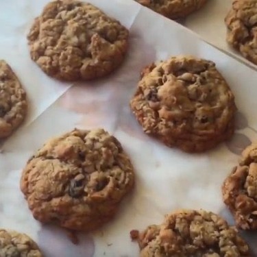 Chewy Oatmeal Cookies Recipe | SideChef