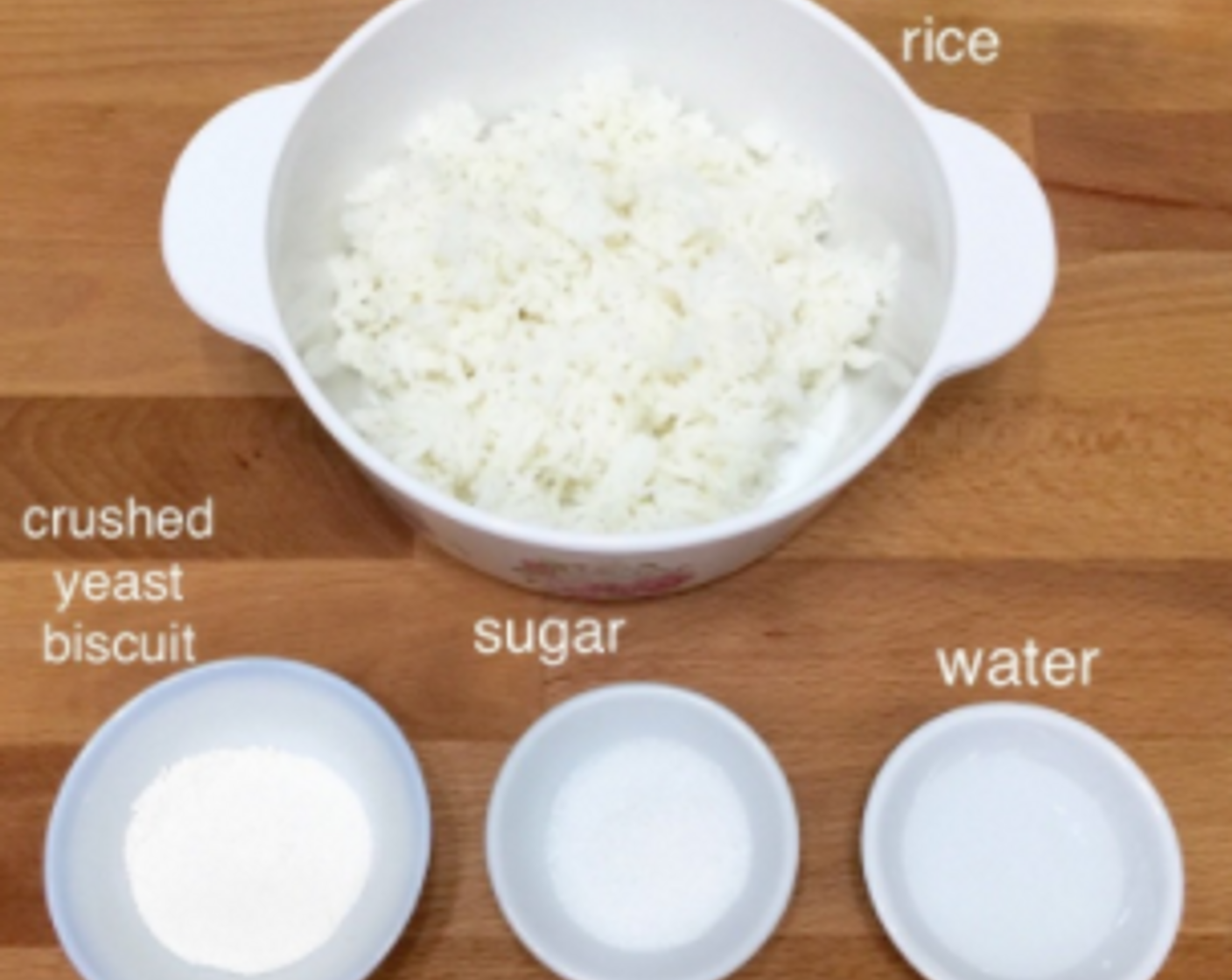 step 2 Place cooked White Rice (1/2 cup) to cool in a casserole and prepare other ingredients needed to ferment the rice.