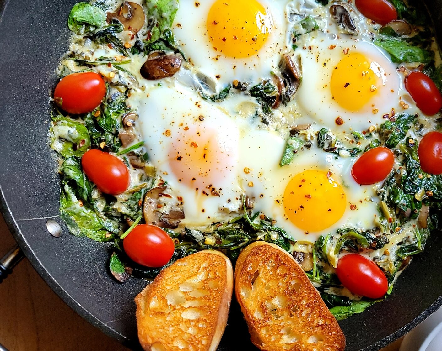 Spinach and Mushroom Eggs