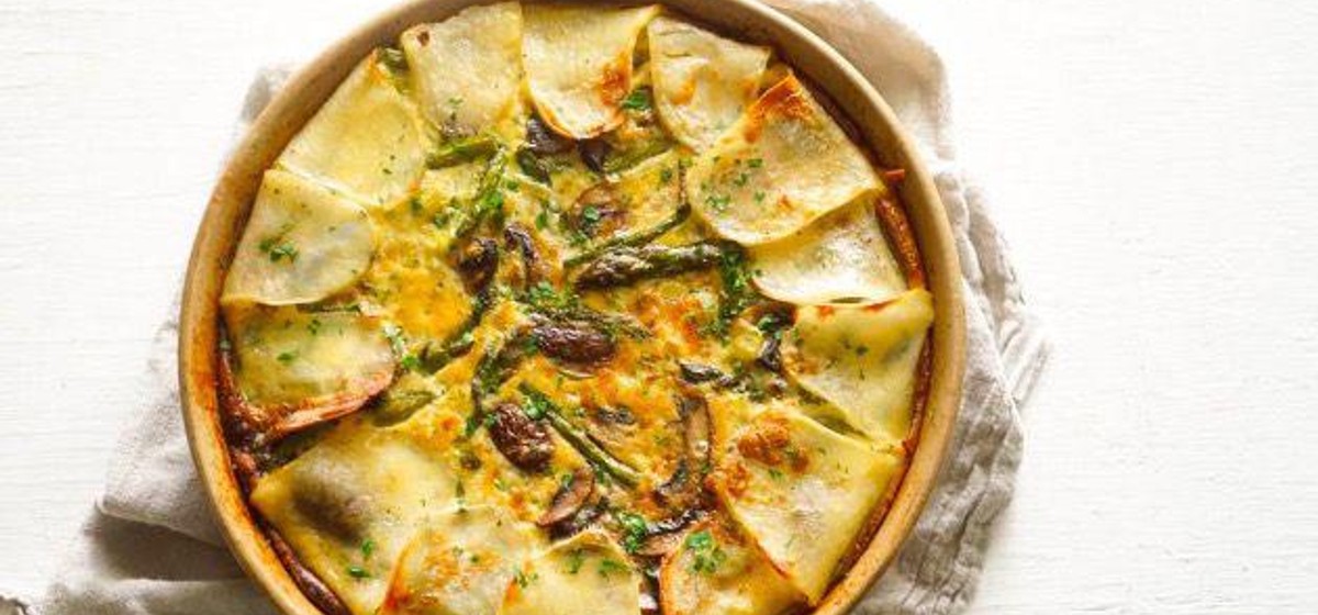 Potato Crusted Quiche with Asparagus and Mushrooms Recipe | SideChef