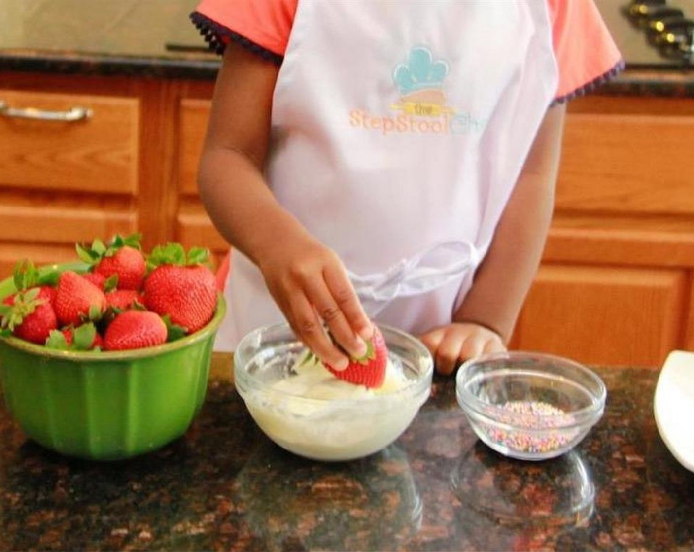 step 2 Dip the bottom part of the Fresh Strawberries (12) in the yogurt mix.