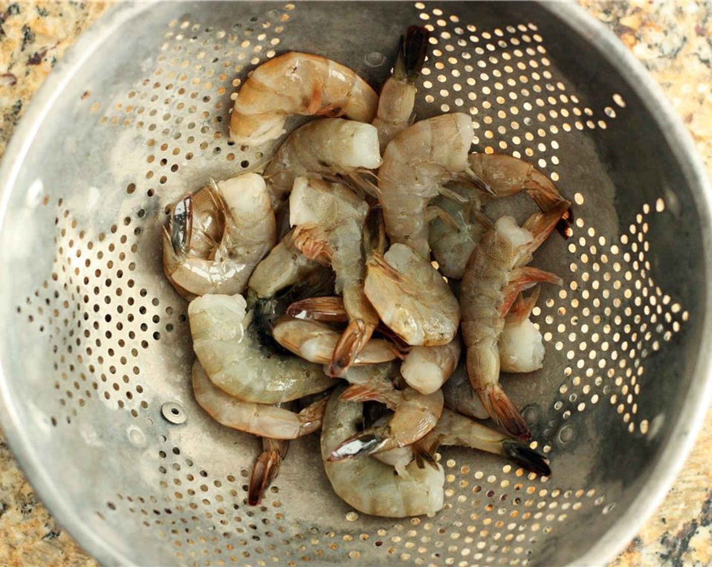 step 1 Bring a pot of salted water to a boil. While the water comes to a boil, peel and devein the Shrimp (8 oz) set aside.