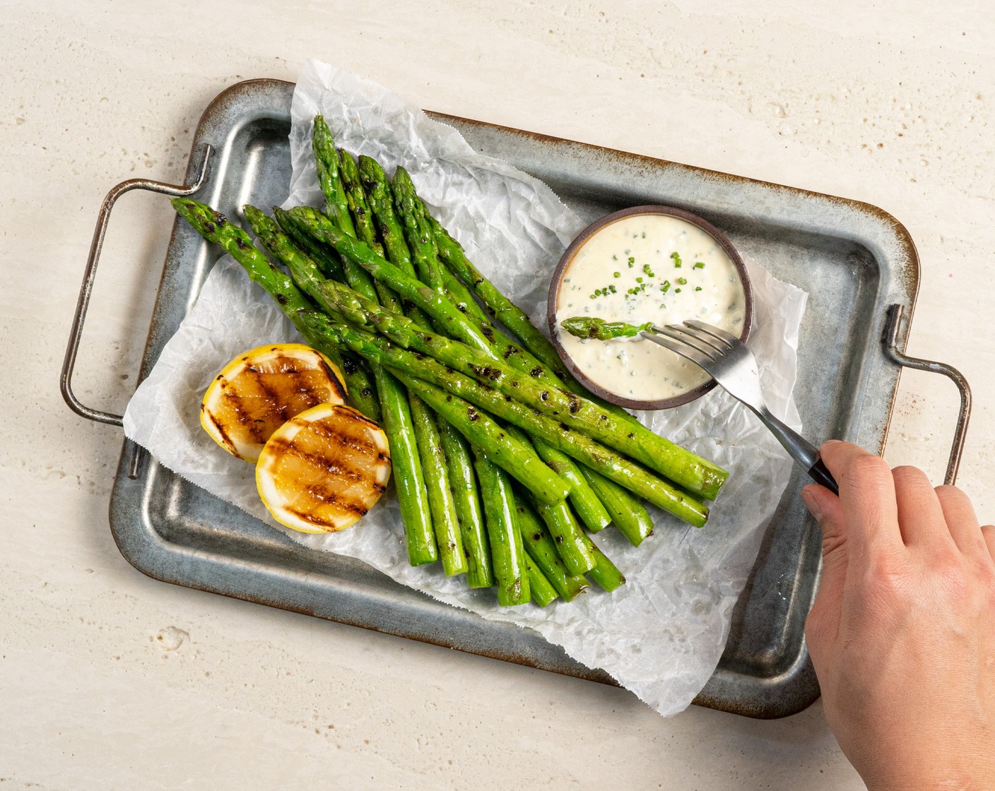 Grilled Asparagus with Lemon Aioli