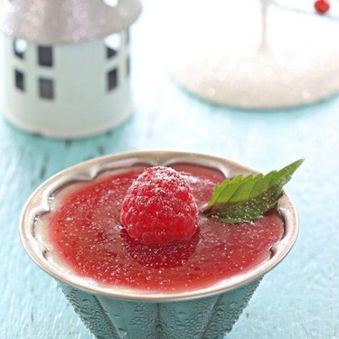 Raspberry Panna Cotta Recipe | SideChef