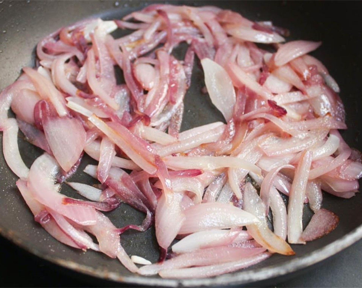 step 2 Heat Extra-Virgin Olive Oil (1 Tbsp) in a medium saucepan over medium heat. When hot, add the Red Onion (1) and a pinch of Kosher Salt (to taste) and Ground White Pepper (to taste). Cook for about 10 minutes, stirring regularly.