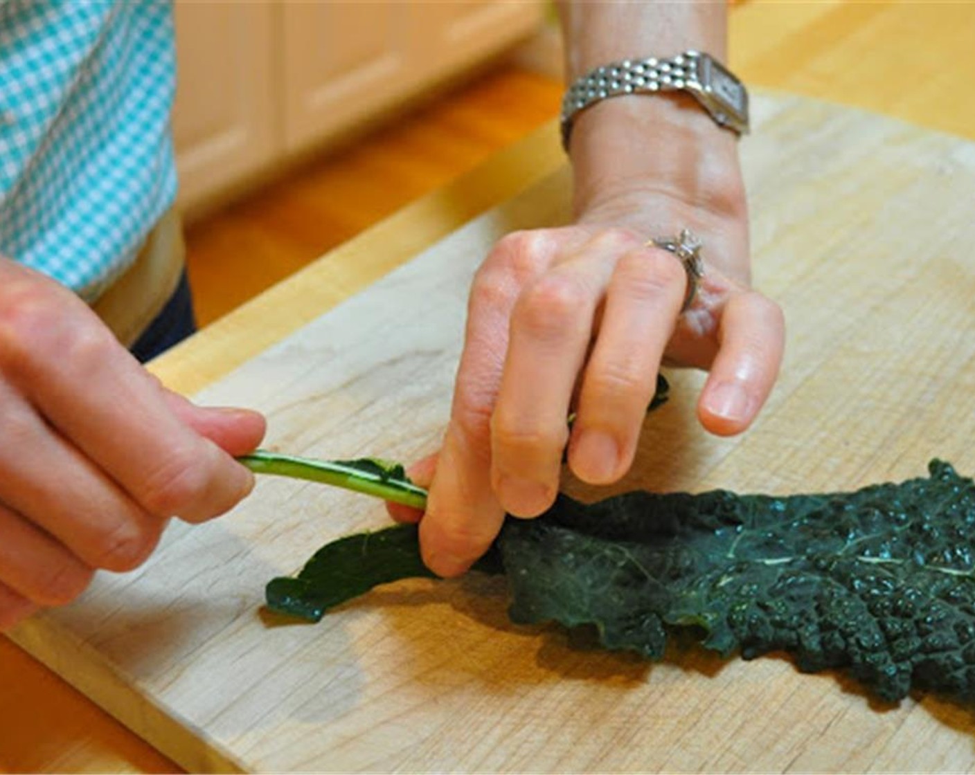 step 2 De-stem and slice the Tuscan Kale (1 bunch). Put the kale slices in a large bowl.