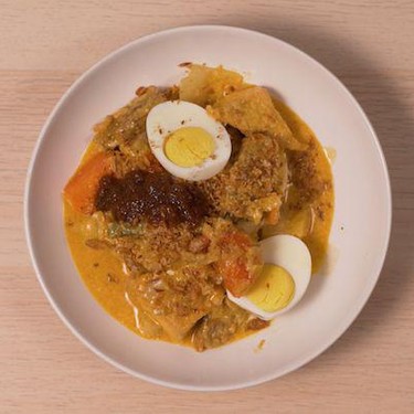Quick and Easy Lontong Recipe | SideChef