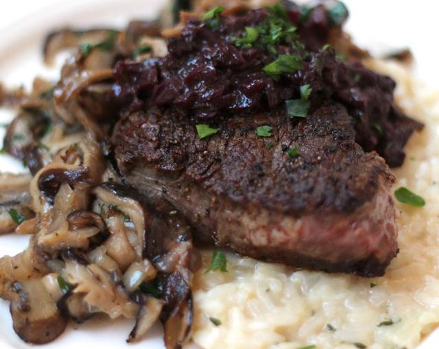 Pan Seared Angus Filets with Red Wine & Rosemary Sauce