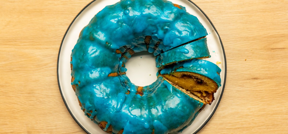 Jelly Donut Bundt Cake Recipe | SideChef
