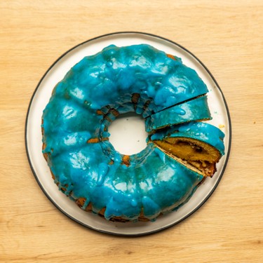 Jelly Donut Bundt Cake Recipe | SideChef