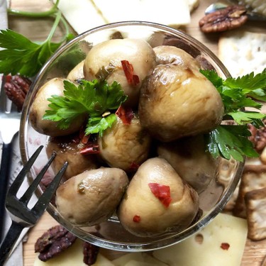 Marinated Mushrooms with Balsamic Drizzle Recipe | SideChef
