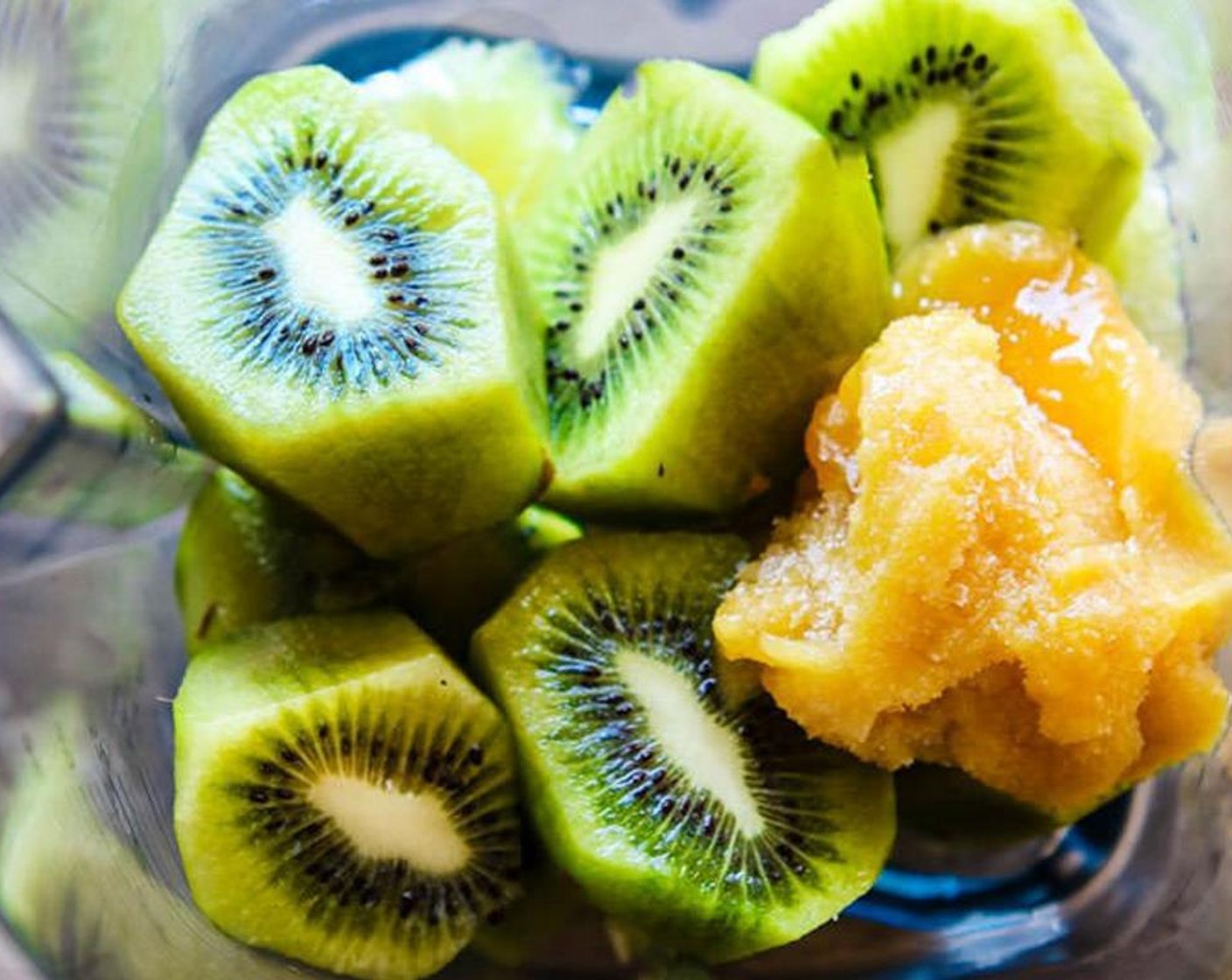 step 1 Place Kiwifruit (4), Fresh Pineapple Chunk (1/2 cup), juice of a Lime (1), Agave Syrup (1 tsp), and Water (1 Tbsp) in a food processor or blender until smooth.