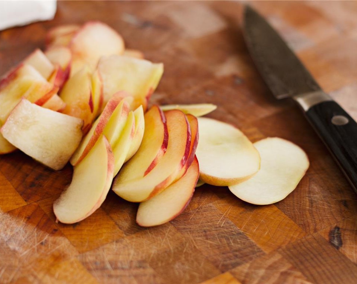 step 2 Slice the Peach (1).